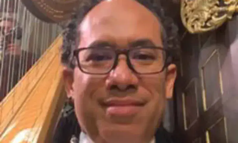 Es venezolano el único latino que tocó en la coronación de Carlos III