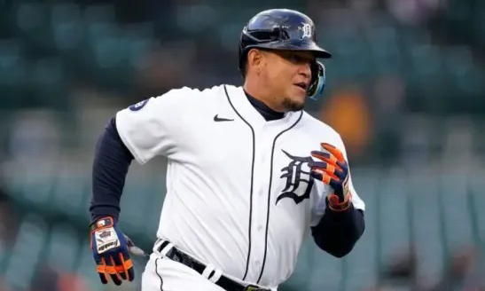 Miguel Cabrera pega doble en derrota de los Tigres