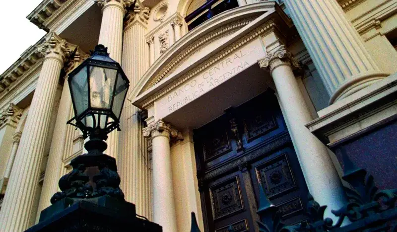File:Banco Central de la República Argentina en 2016.jpg