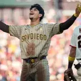 Ethan Salas es galardonado como el mejor de los Padres en las menores