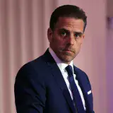 Hijo de Biden podría enfrentar cargos por delitos fiscales y compra de arma