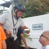Dotan a periodistas con baterías para cubrir emergencia sísmica