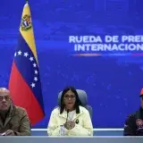 Rodríguez dice que respuesta oficial tras sismos fue oportuna y habla de 2.595 fallecidos