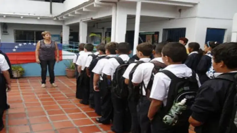 Ministerio de Educación reordena cierre escolar: clases del 6 al 31 de julio en zonas sin daños