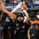 Águilas vencen 7-2 a Tigres en primer duelo del comodín 