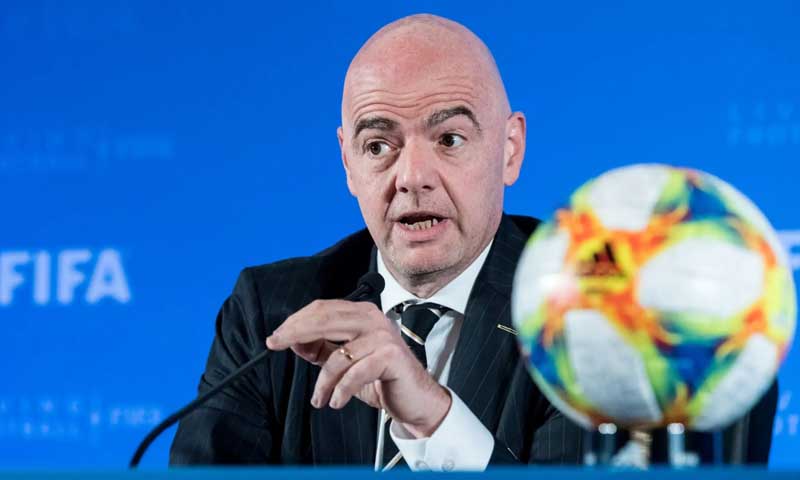 Infantino pide a las autoridades que garanticen la seguridad en el fútbol