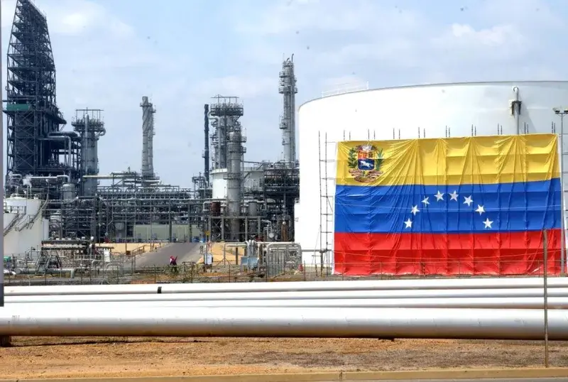 Venezuela elevó a 611.000 barriles diarios sus ventas de crudo a EE. UU