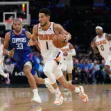 Suns aprovechó la lesión de Leonard para vencer