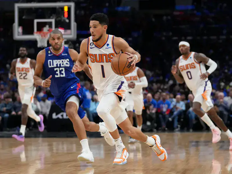 Suns aprovechó la lesión de Leonard para vencer