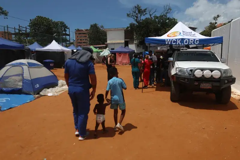 Niños de La Guaira reconstruyen vidas tras terremotos