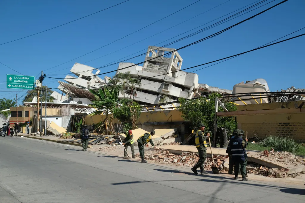 La Guaira tras el sismo: un país en crisis