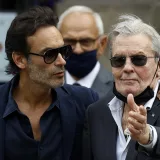 Salud de Alain Delon resquebraja la unidad de su familia