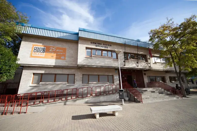 File:447 Centro Civico Delicias.jpg