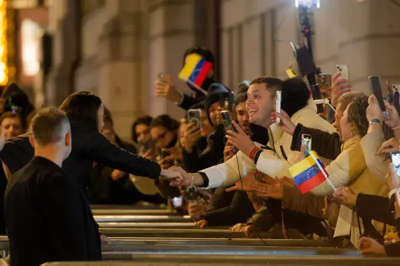 File:María Corina Machado greeting crowd during Nobel Week 2025 02.jpg