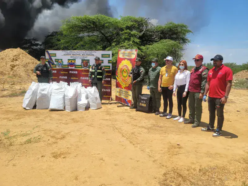Autoridades incineraron más de 506 kilos de drogas incautados en Falcón