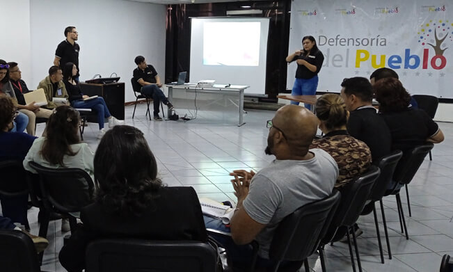 Defensoría promueve los DD. HH. de personas con VIH/Sida