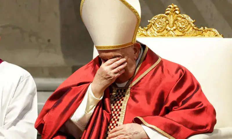 El Papa, ausente en el Vía Crucis y la guerra de Ucrania presente