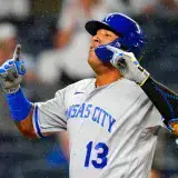 Salvy estrenó el madero en la MLB