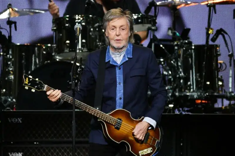 McCartney volvió a tocar un clásico beatle en Nueva York