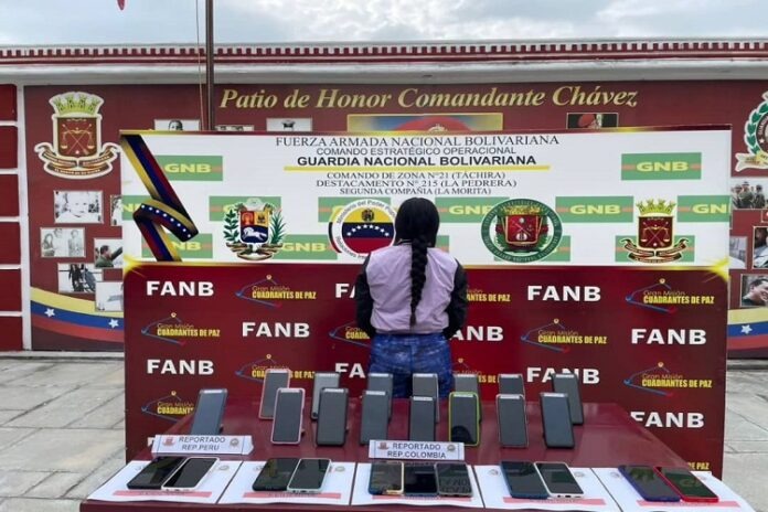 Táchira: Detenida con 26 celulares robados en Colombia y Perú