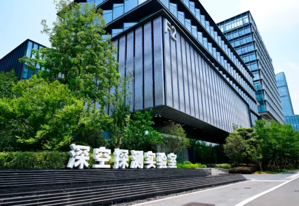China entra en la carrera por vigilar y desviar asteroides cercanos a la Tierra