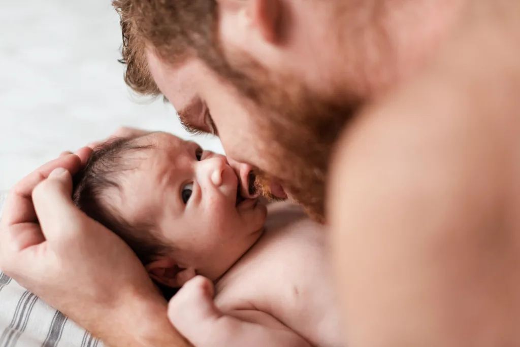 La paternidad también reordena el cerebro masculino