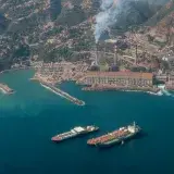 File:Maiquetia coast.jpg