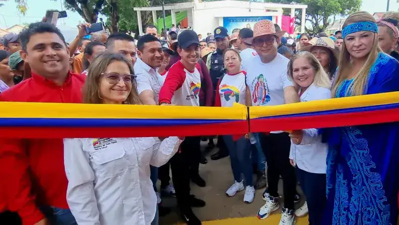 Entregan rehabilitado el hospital de Sinamaica en el Zulia