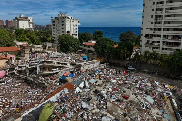 Cifras de muertos por los terremotos del 24 de junio superan los