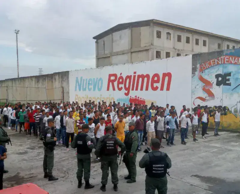 Culminan traslados de presos que se encontraban Tocorón
