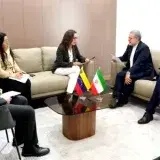 Venezuela entrega nota de protesta a Irán por dichos de su canciller