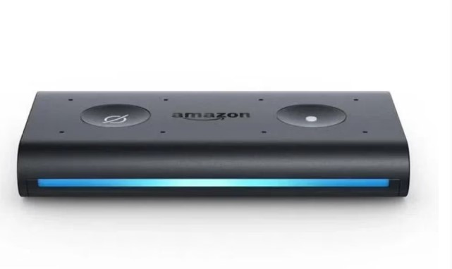Echo Auto, el dispositivo de Amazon que convierte el carro en un asistente de voz