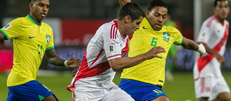 Perú incorporó jugadores de Universitario y Alianza Lima para enfrentar a la Vinotinto