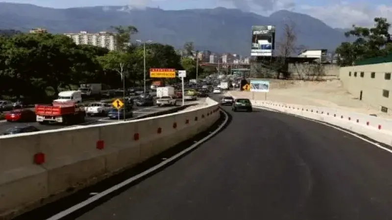 Sondeo estima que 15% de comercios en Caracas y La Guaira se perdió
