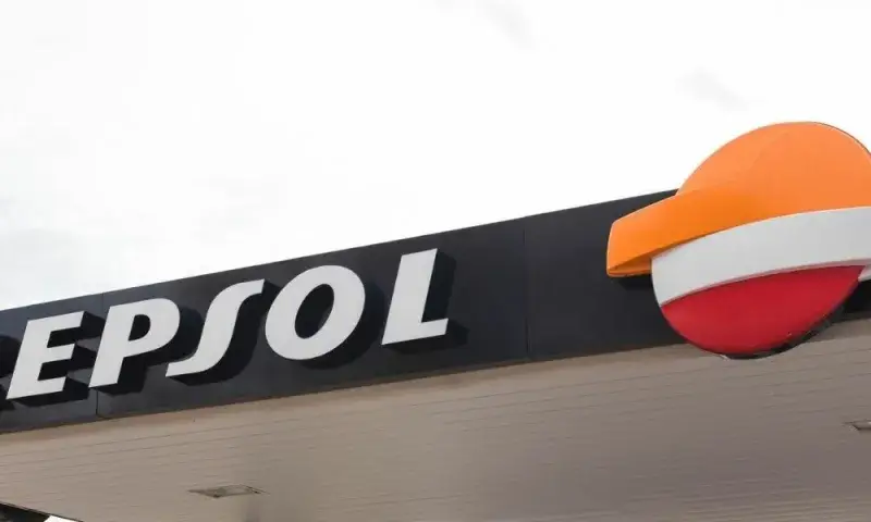 Repsol negocia con EE. UU. y Caracas para proteger sus activos