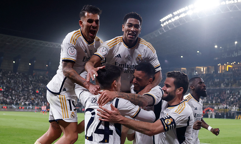Real gana el derbi madrilista y clasifica a la final de la Supercopa de España