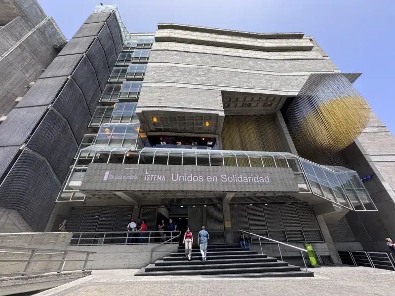 Centros culturales y universidades se suman como acopio tras los terremotos