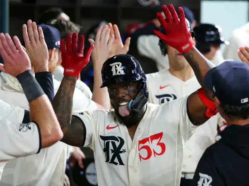 García y Muncy son los mejores de la semana en MLB