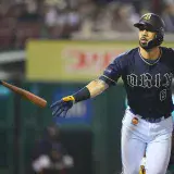 Marwin González sacó el quinto HR en Japón