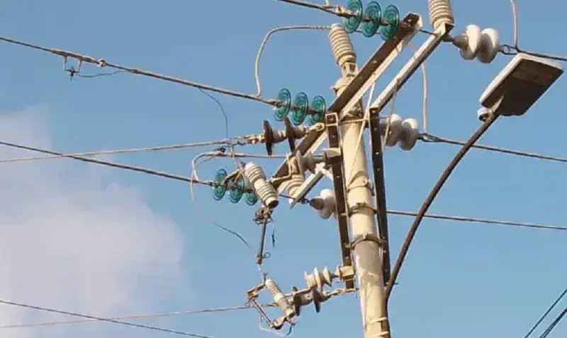 Diez horas sin electricidad tienen sectores 7, 8 y 10 de San Jacinto