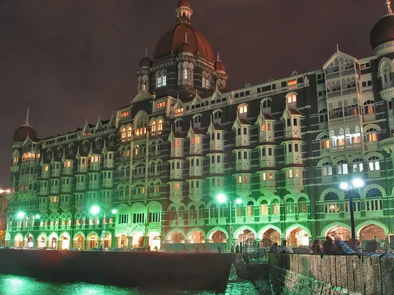 File:Taj Mahal Palace Hotel at night.jpg