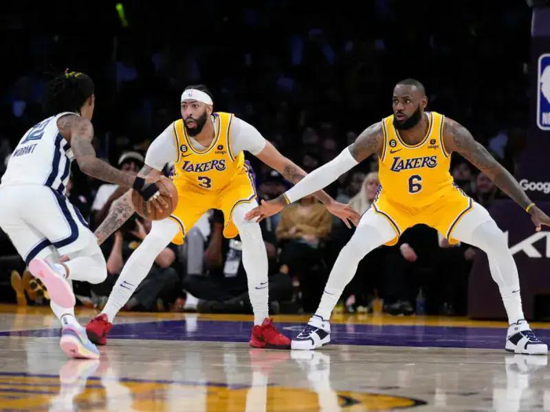 Lakers aplastan a Grizzlies y avanzan