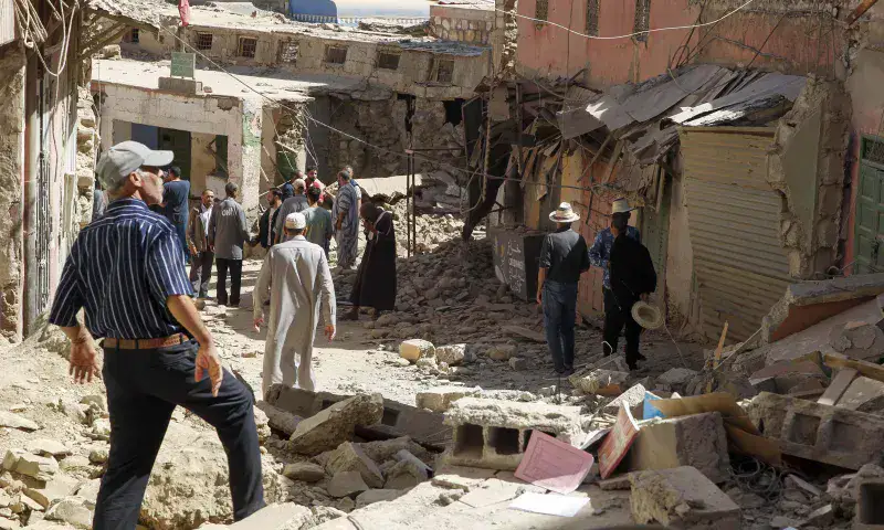 Reportan 1.037 muertos por terremoto de magnitud 7 en Marruecos