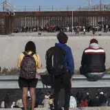 México reconoce flujo "importante" de migrantes ante fin del Título 42