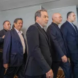 Irán abandona temporalmente el diálogo en Suiza tras amenazas de Trump