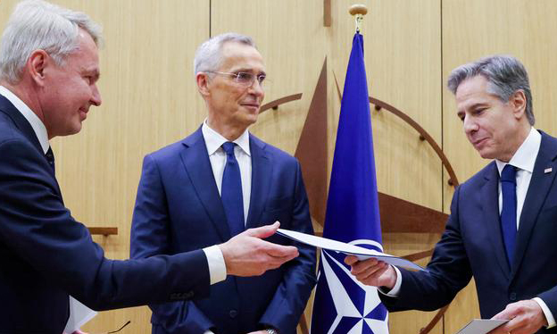 Finlandia es ratificada como miembro de pleno derecho de la OTAN