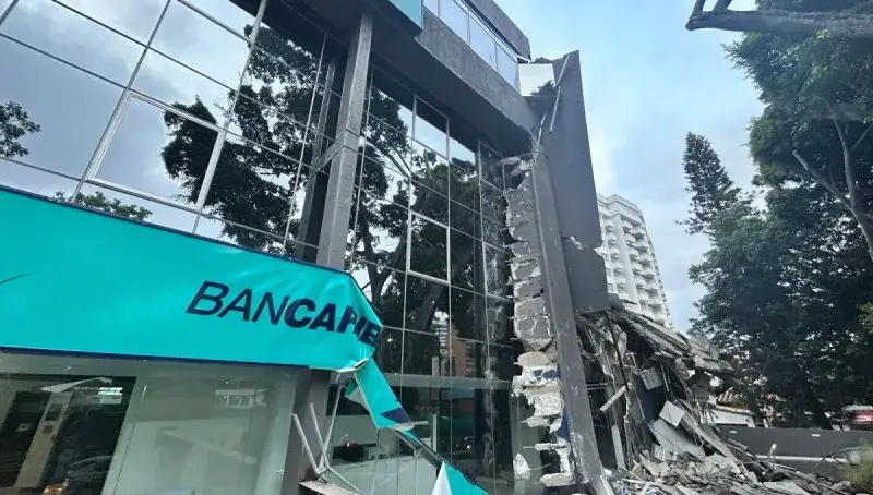 USGS proyecta entre 10.000 y 100.000 muertos tras sismo de 7,5 en Venezuela