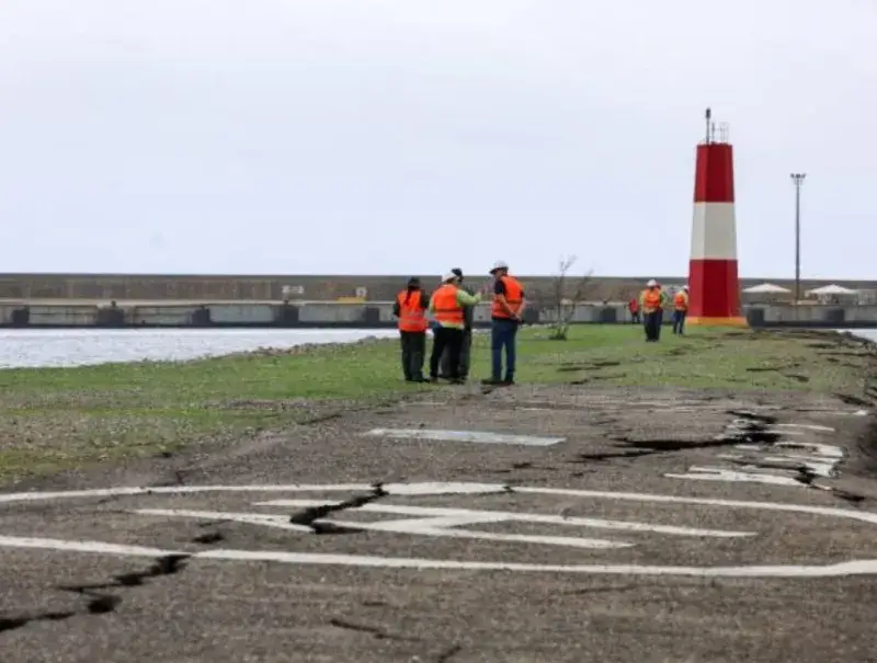 Expertos inspeccionan la Falla de San Sebastián tras los sismos