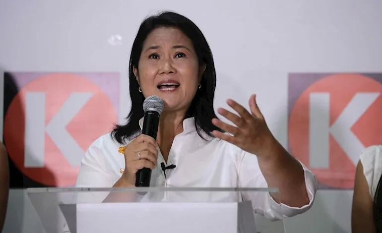 Fujimori toma ventaja irreversible en el balotaje de Perú, pero sigue abierta una impugnación