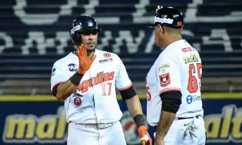 Álex Romero está a solo 3 de los 1.000 imparables de por vida en la LVBP